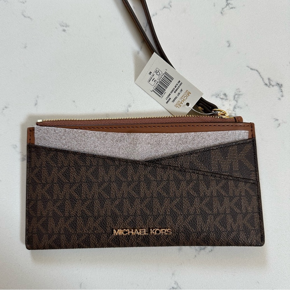 Michael Kors wristlet